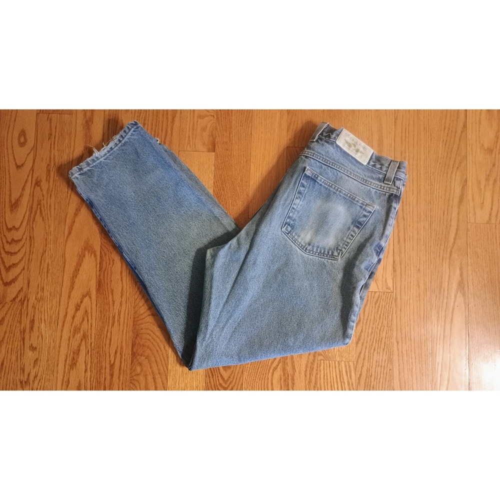 Natural issue Mens Light Wash Denim Jeans 36x32 Straight Leg wallet print pocket